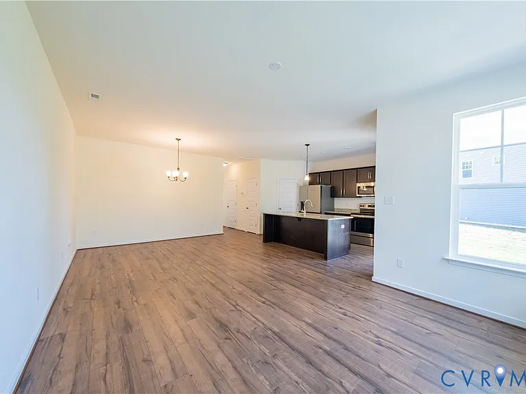 18372 Palisades Ct — Photo 10