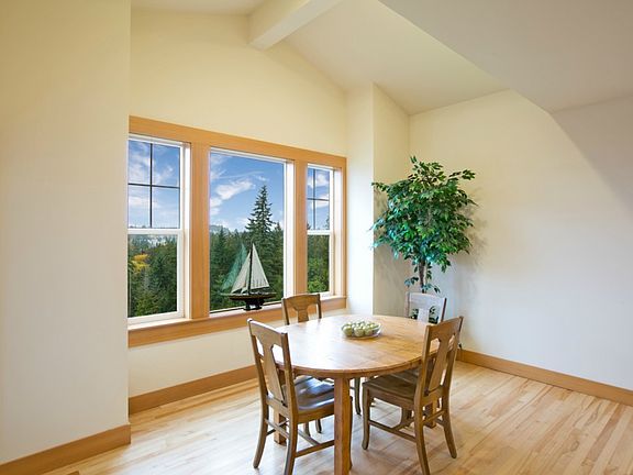 3rd image of 1857 10th Ave NE