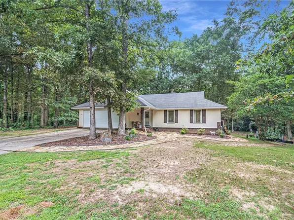 634 Knollwood Cir SE, Conyers, GA 30094