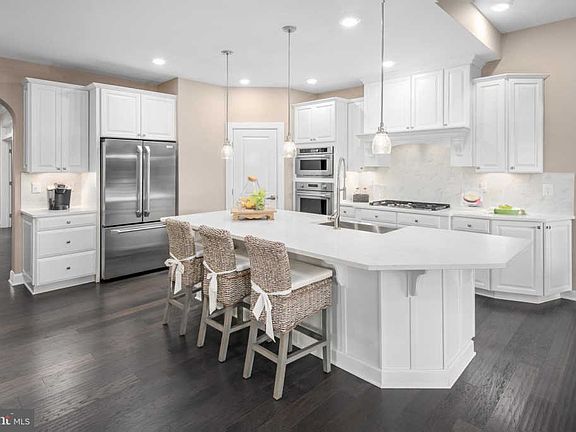 3rd image of 30086 Sanctuary Dr #165