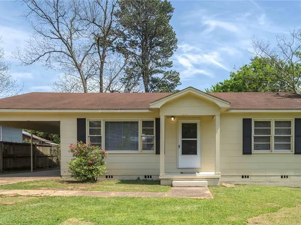 3013 Hood St, Tuscaloosa, AL 35404