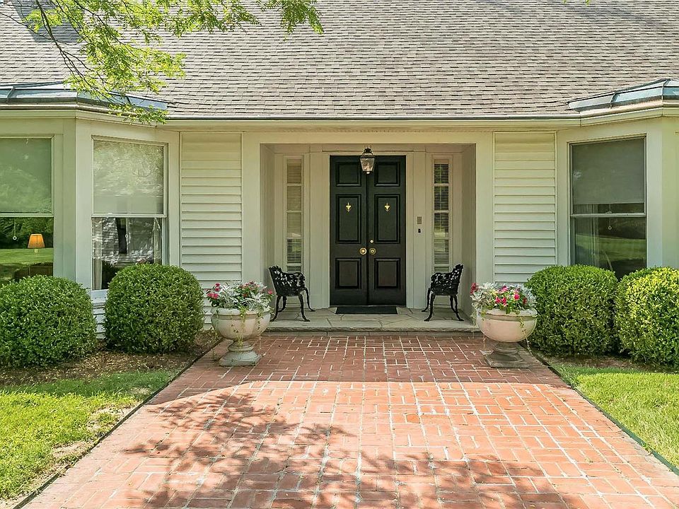 314 Hampshire Hill Ln, Saint Louis, MO 63141 Zillow