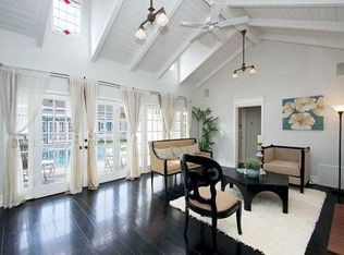 3177 Barry Ave, Los Angeles, CA 90066