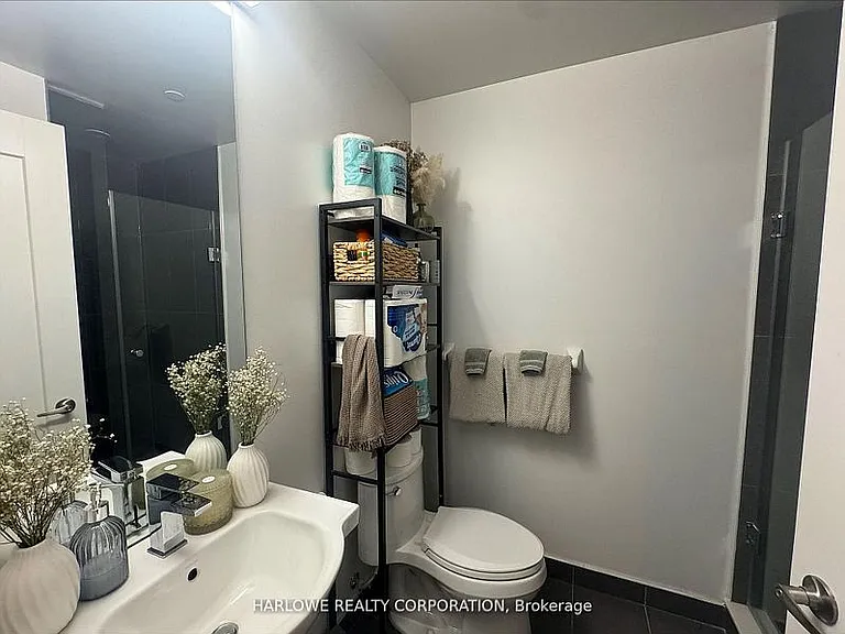 70 Princess St #1232 — Photo 27