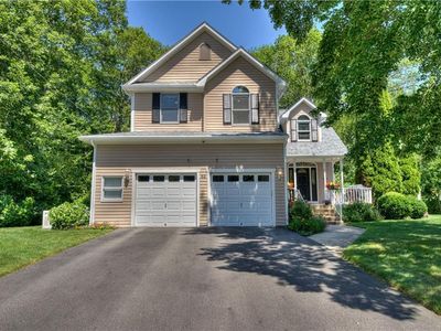 84 Bakewell Ct, Cranston, RI, 02921