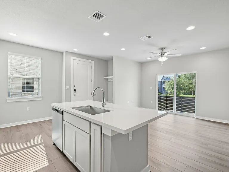 Casitas at Plum Creek — Photo 18