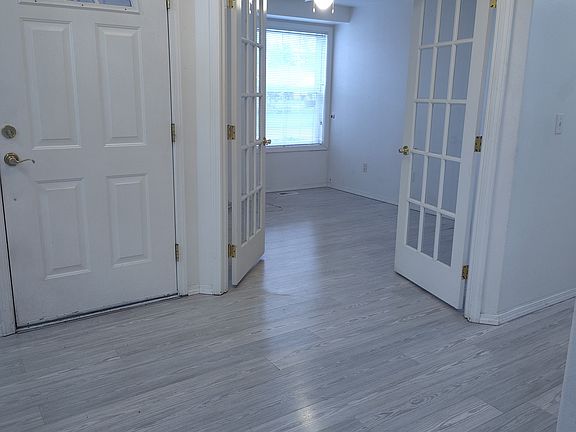 5th image of 10 Lakewood Oaks Dr SW