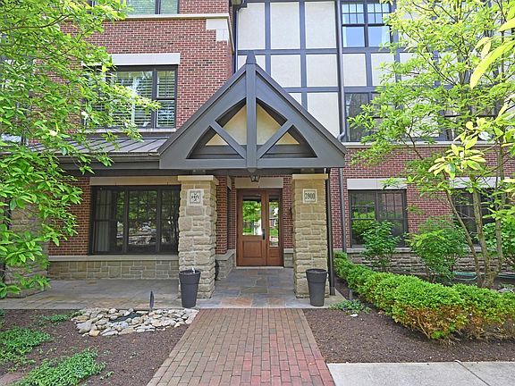 2nd image of 3900 West St Unit 305