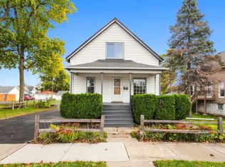 1118 Clement St, Joliet, IL 60435
