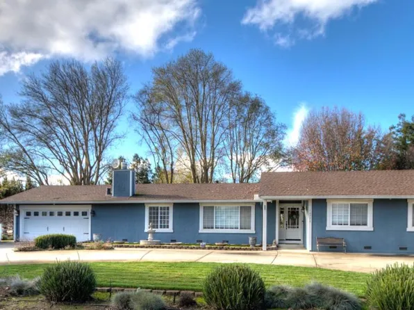 10775 6th St, Gilroy, CA 95020