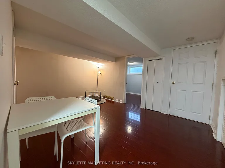 229 Zelda Cres #LOWER — Photo 6