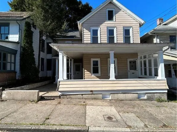 236 2nd St, Slatington, PA 18080