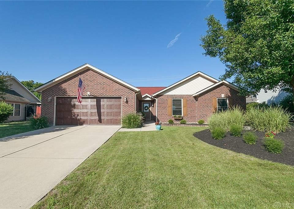 1st image of 1090 Windsor Crossing Ln