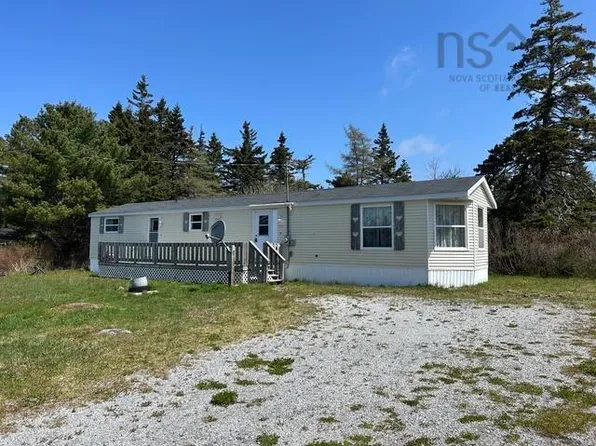 18 Popes Rd, Barrington, NS B0W 2E0