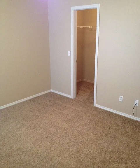 1013 Deer Trail Ln — Photo 10