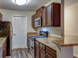 1302 Wynfield Trce, Peachtree Corners, GA 30092