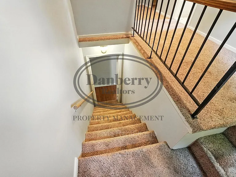 822 Searles Rd — Photo 27