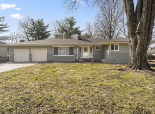 618 E Lindberg St, Springfield, MO 65807
