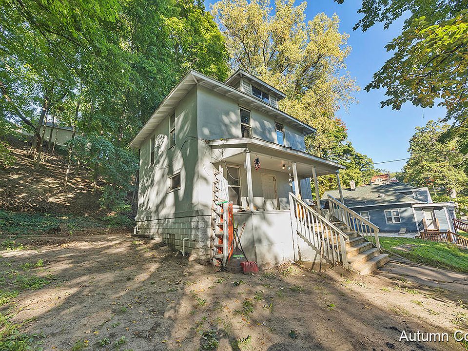 1st image of 311 Marcella Ave NW