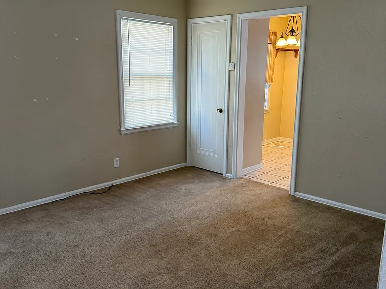 3022 Letchworth Pkwy — Photo 7