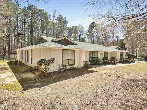 4th image of 230 Patricia Ln