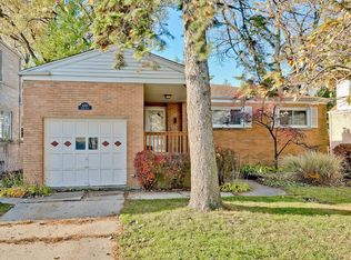 6810 N Ionia Ave, Chicago, IL 60646