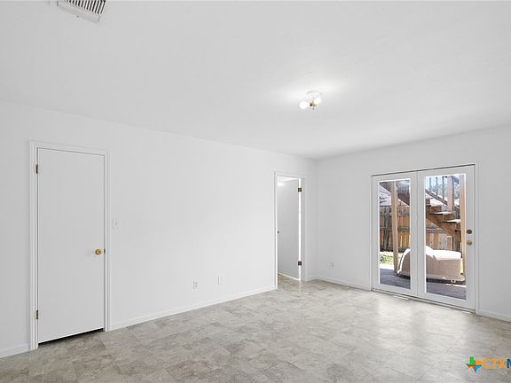 5th image of 103 Sherwood Dr APT D