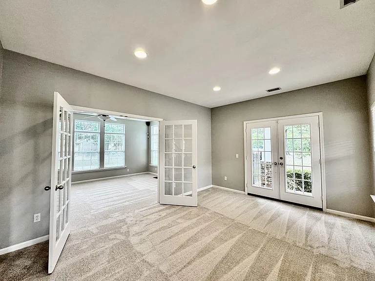 1116 Front St — Photo 15