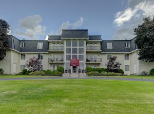 8831 Harrison Ave UNIT 304, Munster, IN 46321