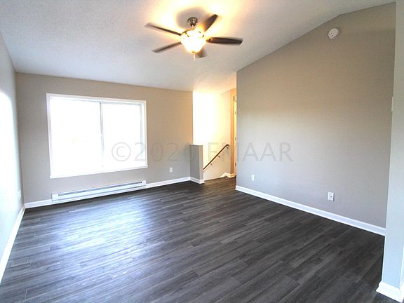 4th image of 1334 32nd Street Cir S