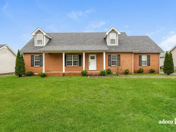 213 Merlin Dr, Murfreesboro, TN 37127