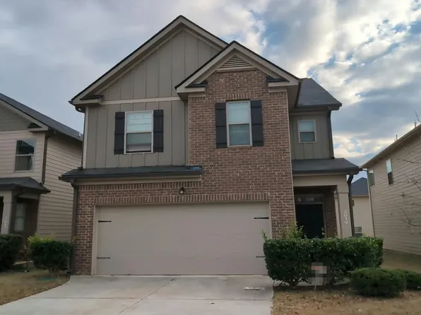 2639 Lovejoy Crossing Dr, Hampton, GA 30228