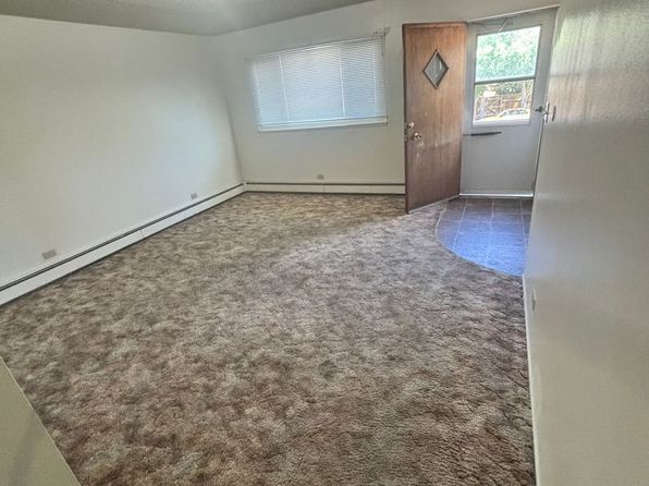 724 E Lewis St #3