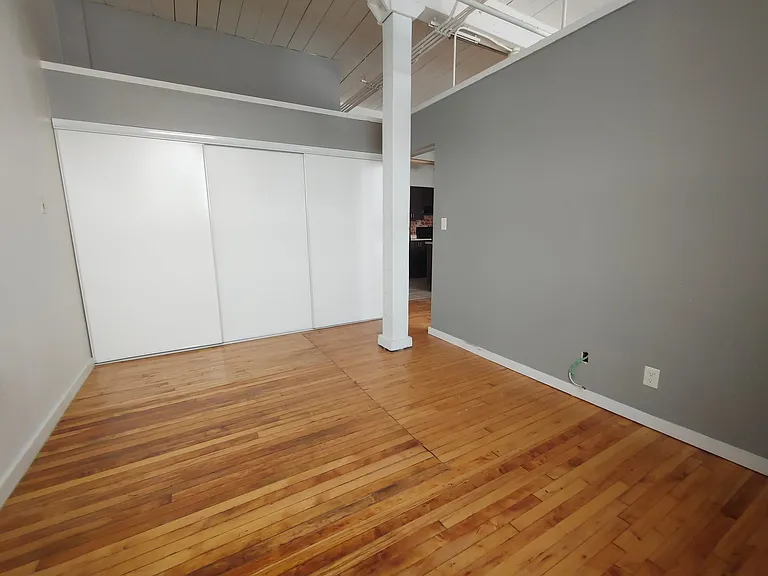 35 Water St S #211 — Photo 25
