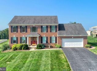 600 Kenyon Dr, Red Lion, PA 17356