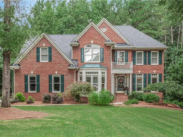 110 Sutton Ct, Tyrone, GA 30290