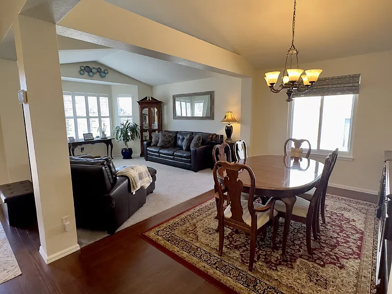 9611 Salem Ct — Photo 4