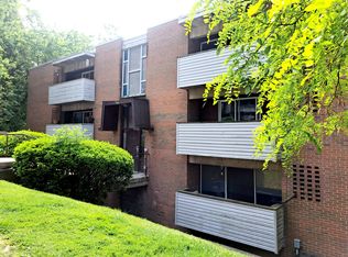 646 Grandview Ave #302, Pittsburgh, PA 15202