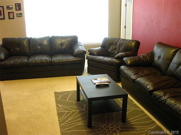 5th image of 15219 Pangborn Pl