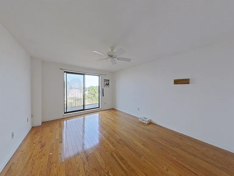 85 E Squantum St #11 — Photo 12