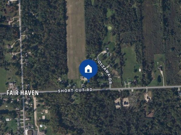 8870 Short Cut Rd, Ira Township, MI 48023