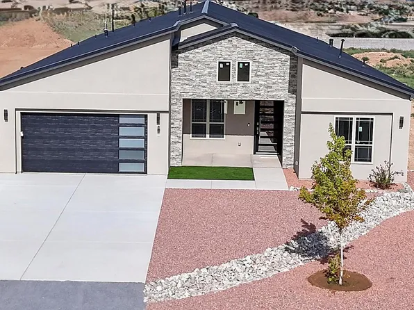 512 2nd St NE, Rio Rancho, NM 87124