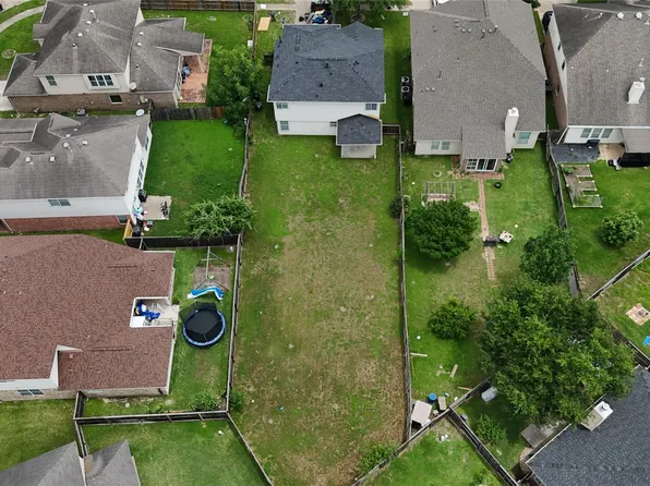 10150 Twila Springs Ct, Houston, TX 77095