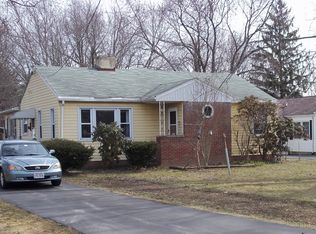 1551 Delray Dr, Akron, OH