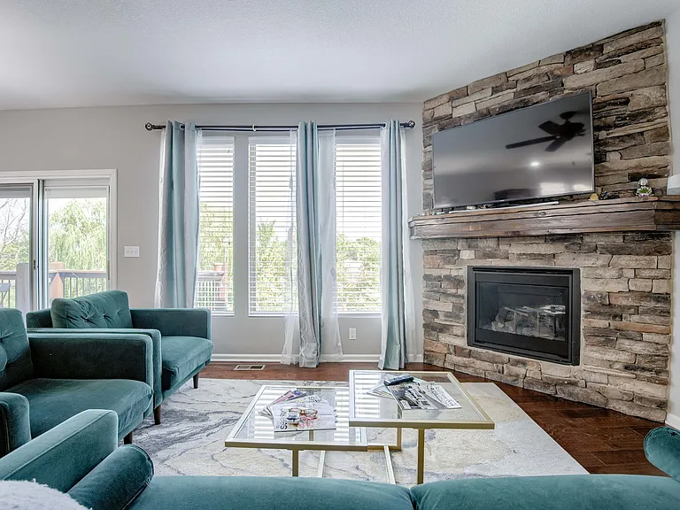 15523 Valley View Dr — Photo 8