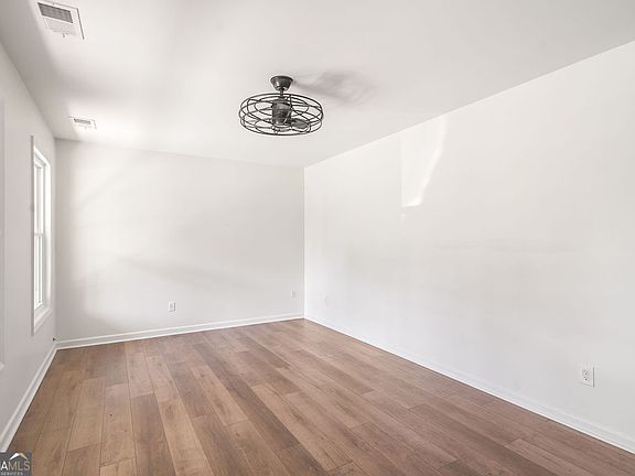 2nd image of 14 Laurel Dr