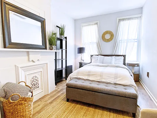 Rented by Corcoran | media 11