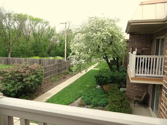 906 W Alleghany Dr #2B — Photo 22