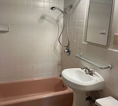 2nd image of 2230 Turk Blvd APT 4