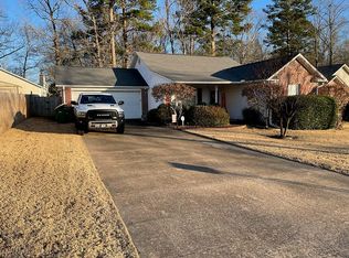 80 Redleaf Cir, Little Rock, AR 72210